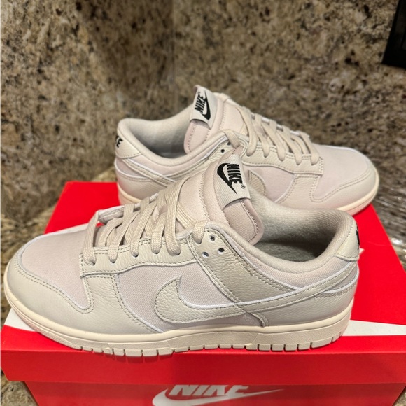Nike Dunk Low Shoes - Nike Dunk Low Premium|Light Orewood Brown|Size: W8.5/M 7